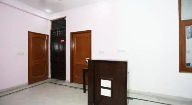 OYO 24496 Lotus Residency, Varaa Hotelli Faridabad Haryana