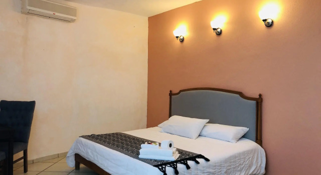 Hotel Camino Surreal Xilitla, Забронировать Отель Хилитла La Huasteca