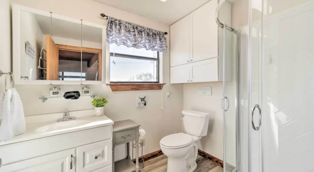 Коттедж Pet-Friendly Fredericksburg Cabin w/ Hot Tub