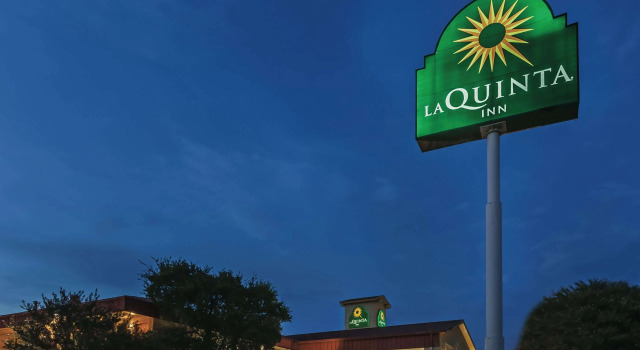 La Quinta Inn by Wyndham San Marcos, Buchen Sie Gasthaus San Marcos Texas Hill Country