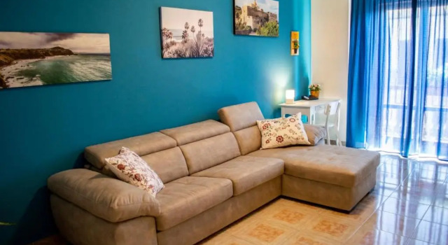 Коттедж с 2 комнатами Golden House City Milazzo