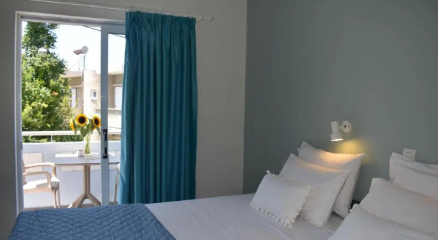 Апартаменты Mediterranea Apartments