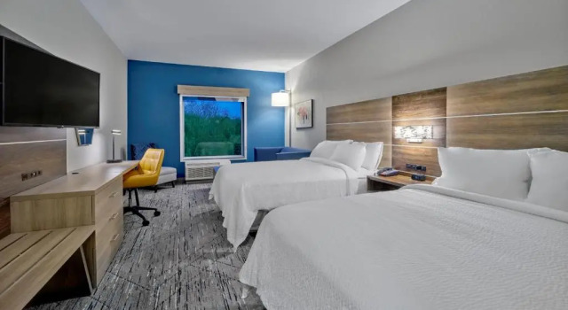 Четырёхместный люкс Holiday Inn Express - Huntsville Space Center by IHG