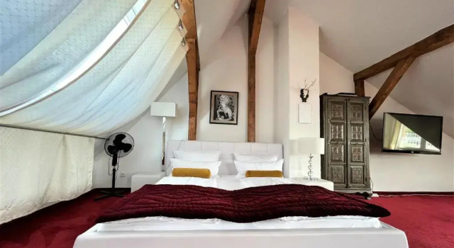 City Penthouse mit Dachterrasse, Забронировать Отель Отели Фрайбург-им-Брайсгау с парковкой, рядом с Schwabentor, Парковка
