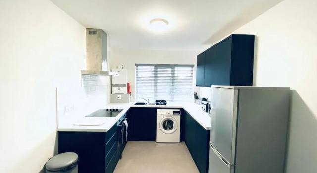 Apartament HU-Thirteen Apt One - Sleeps 4
