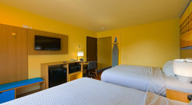 Четырёхместный номер Standard Coastal Inn by OYO Lincoln City - Oregon Coast Hwy