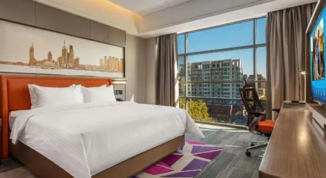 Люкс GreenTree Inn Qingdao Zhengyang Road Jiajiayuan Shopping Center Hotel