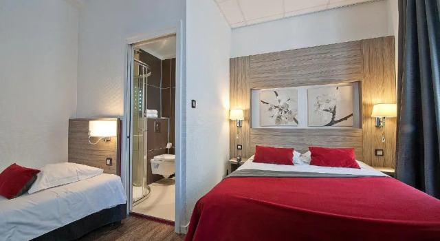 Четырёхместный номер Standard Hôtel le Grillon
