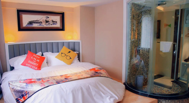 Chengdu Huanbian Art Hotel, Забронировать Отель Чэнду Сычуань, рядом с Станция метро Chengdu South Railway Station