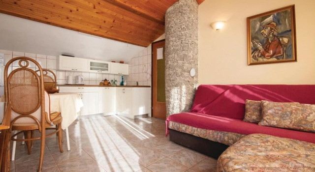 Stunning Home in Jadrija With Wifi and 1 Bedrooms, Забронировать Отель Отели в центре Ядрия, в центре