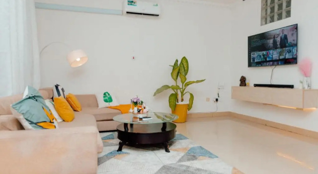A cozy apartment in Oysterbay, Buchen Sie Ferienwohnung Hotels in Daressalam mit Pool, Schwimmbad