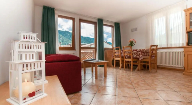 Centro Appartamenti Vacanze, Забронировать Отель Медзана Валь-ди-Соле, рядом с Подъемник Контре-Мальга Копай