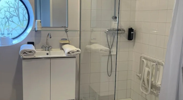 Номер Comfort Logis Hôtel Le Keréden