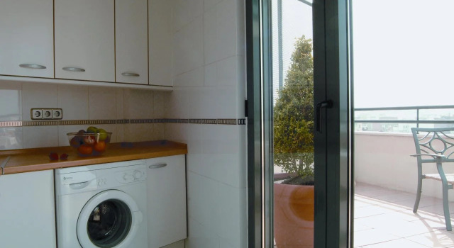 Apartamentos Ramon de la Cruz 41, Забронировать Апарт-отель Апарт-отели Мадрида, рядом с San Camilo Hospital Quirón, Апарт-отель