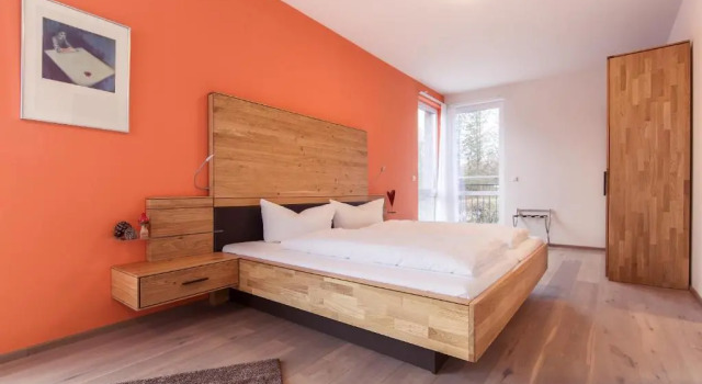 Hotel Vier Jahreszeiten an der Therme & Kliniken Bad Krozingen Nähe Freiburg & Schwarzwald Ideal für Wellness Kur & Business Ausflüge 24h Check In- WLAN & Parken gratis, Réserver Hôtel Bad Krozingen Brisgau
