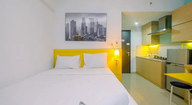 Warm and Cozy Studio Park View Condominium Apartment
