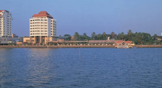 Номер Standard Vivanta Ernakulam, Marine Drive