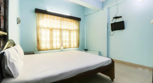 Satkar Guest House by OYO Rooms