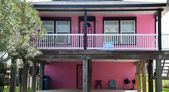 Pinkadot - Four Bedroom Home