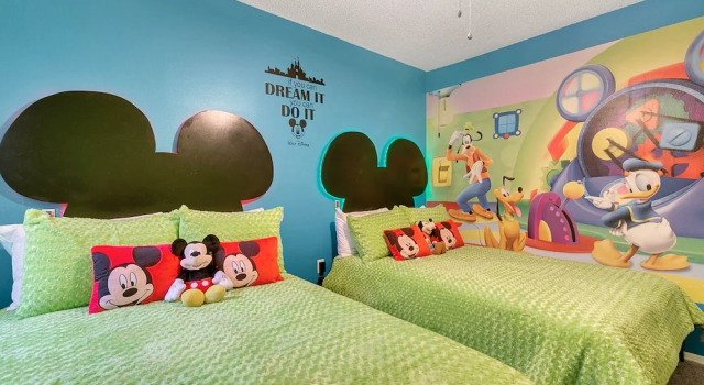 2 Bedroom l Waterpark & Resort Amenities Included, Themed Rooms