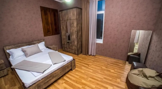 12 Nikoloz Izashvili Street, Забронировать Отель Авлабари Тбилиси