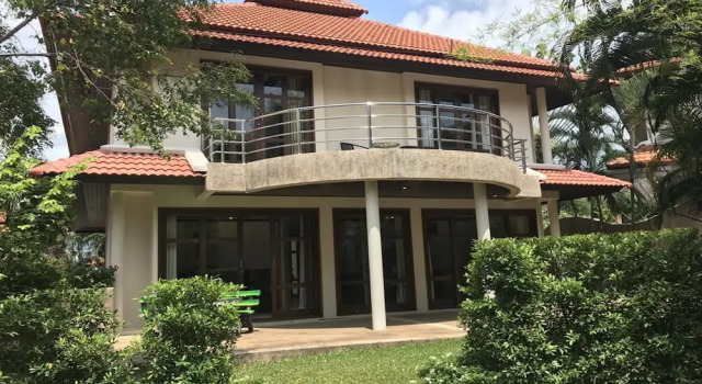 4 Bedroom Villa TG33 on Beachfront Resort SDV284-By Samui Dream Villas, Забронировать Курортный отель Отели Южного Таиланда с парковкой, Парковка