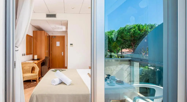 Номер Comfort Hotel Rex