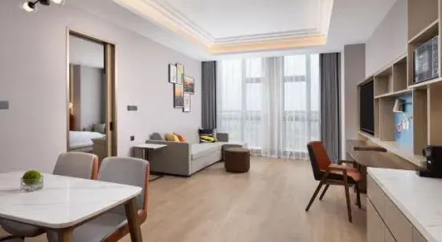 Люкс Deluxe Home2 Suites by Hilton Changzhou