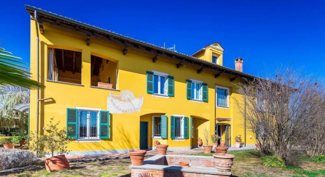 Uvaspina 8 Emma Villas, Rezervovat Vila Antignano Piemont