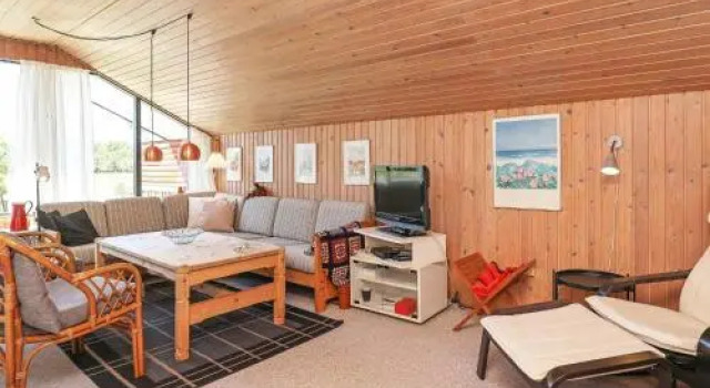Holiday home Ålbæk XXXI, Book Hotel Hotels & Accommodations in Jerup, Hotel