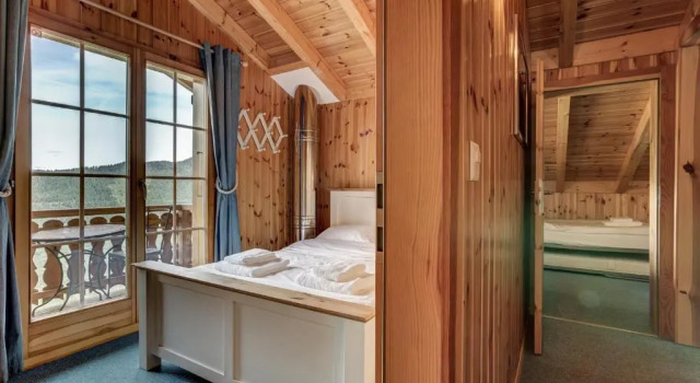 Chalet Mont Rose, Prenota Chalet Hotel a Canton Vallese con parcheggio, Parcheggio