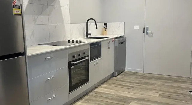 Студия Luxury Waterfront Apartments