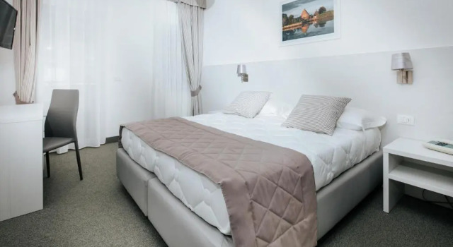 Двухместный номер Standard с балконом Hotel Luna