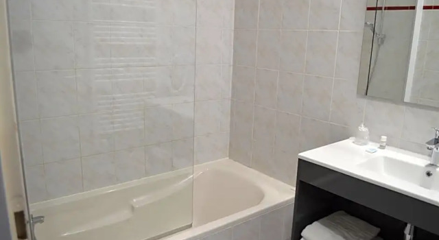 Номер Standard Logis Hotel du Parc-Restaurant - Le Rouget de Lisle