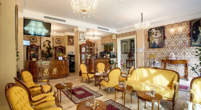 The Arlington Boutique Hotel, Prenota Hotel Hotel a Dolj con colazione, Colazione