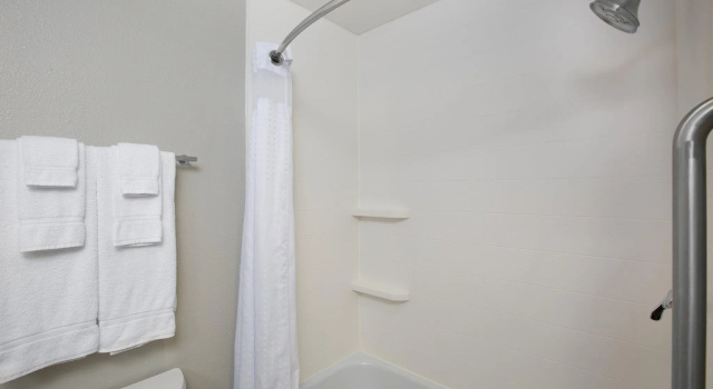 Четырёхместный номер Standard Holiday Inn Express Hastings by IHG