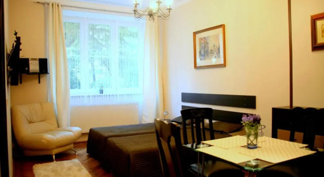 Apartamenty Astur, Забронировать Апартаменты/квартира Апартаменты Кракова, рядом с Church of the Holy Apostles Peter and Paul, Апартаменты/квартира