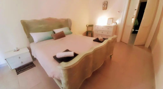 RR Nicholas apartament+ WiFi, Забронировать Отель Отели в центре Бари, в центре