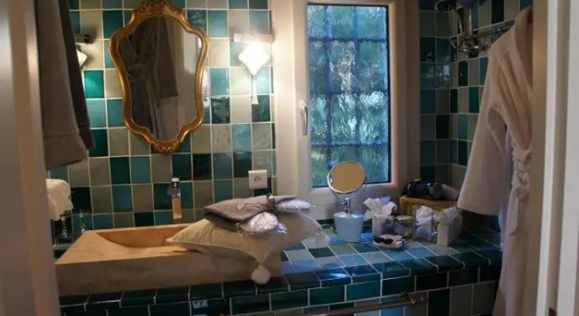Люкс с видом на бассейн Guesthouse Le Mas de Cotignac