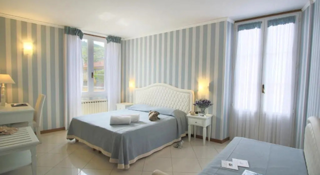 Двухместный номер Deluxe с балконом Hotel Nazionale