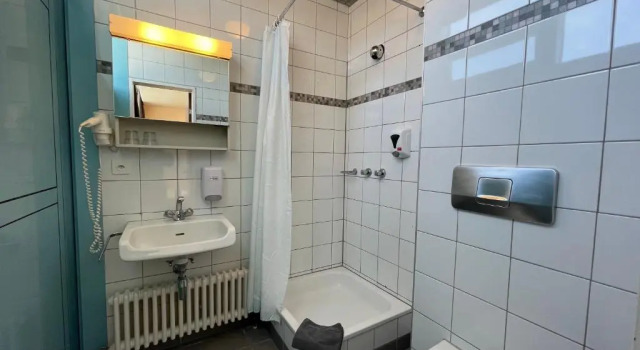 Одноместный номер Standard Geneva Hostel