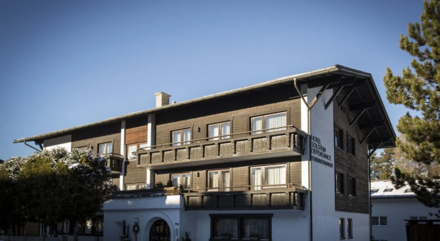 Appartementhaus Solstein, Забронировать Отель Зефельд-ин-Тироль Karwendel, рядом с Горнолыжный подъемник Хохангербан