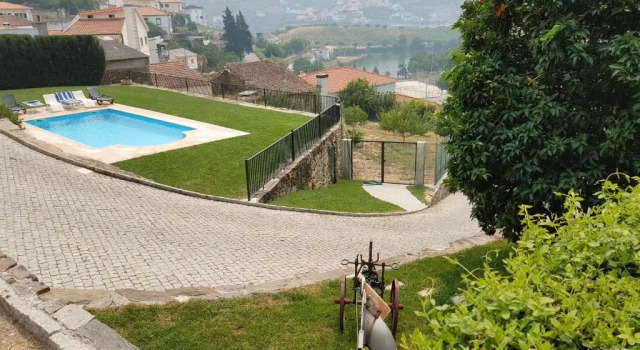 Коттедж с 4 комнатами Casa grande Covelinhas