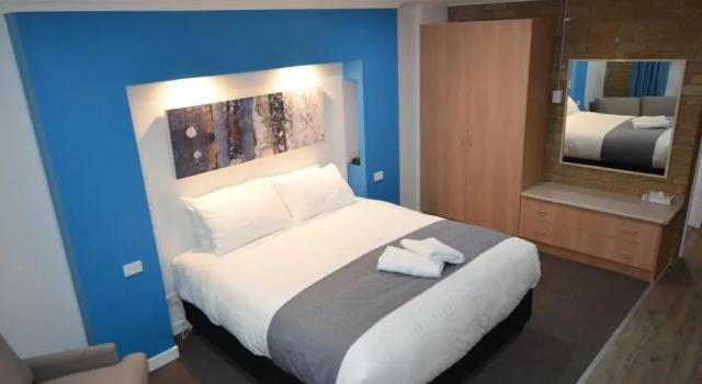 Номер Standard Tropicana Motor Inn