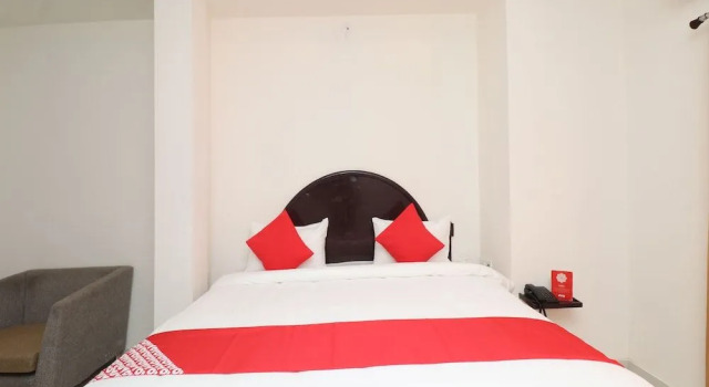 OYO 4058 Hotel Krishna Residency