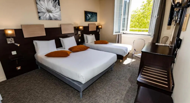 Номер Superior Hôtel de Champagne