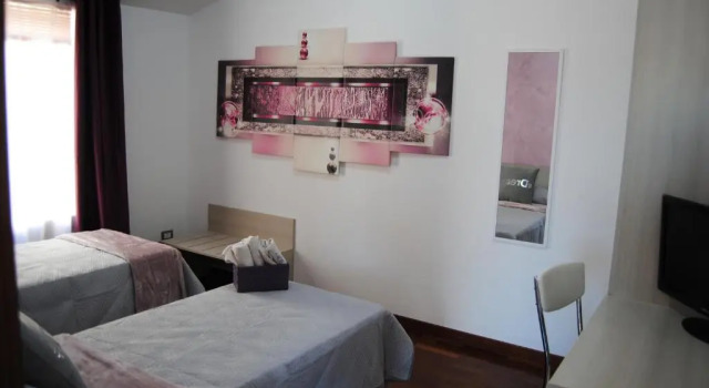 B&B Kenzia, Забронировать Отель «постель и завтрак» Ольбия Изумрудный берег