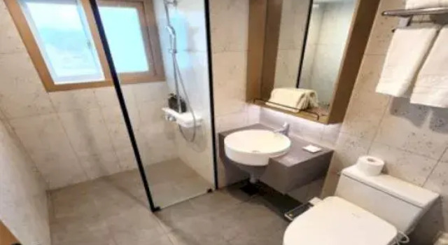Полулюкс Wavejeju Hotel & Resort