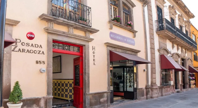 OYO Posada Zaragoza, Забронировать Отель Отели Сана Луис Потоси с парковкой, Парковка