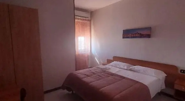 hotel pie dor, Забронировать Отель Отели Джульяно-ин-Кампанья 3 звезды, 3*